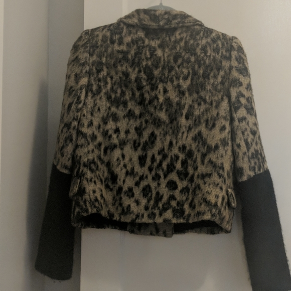 Blazer - Picture 3 of 3